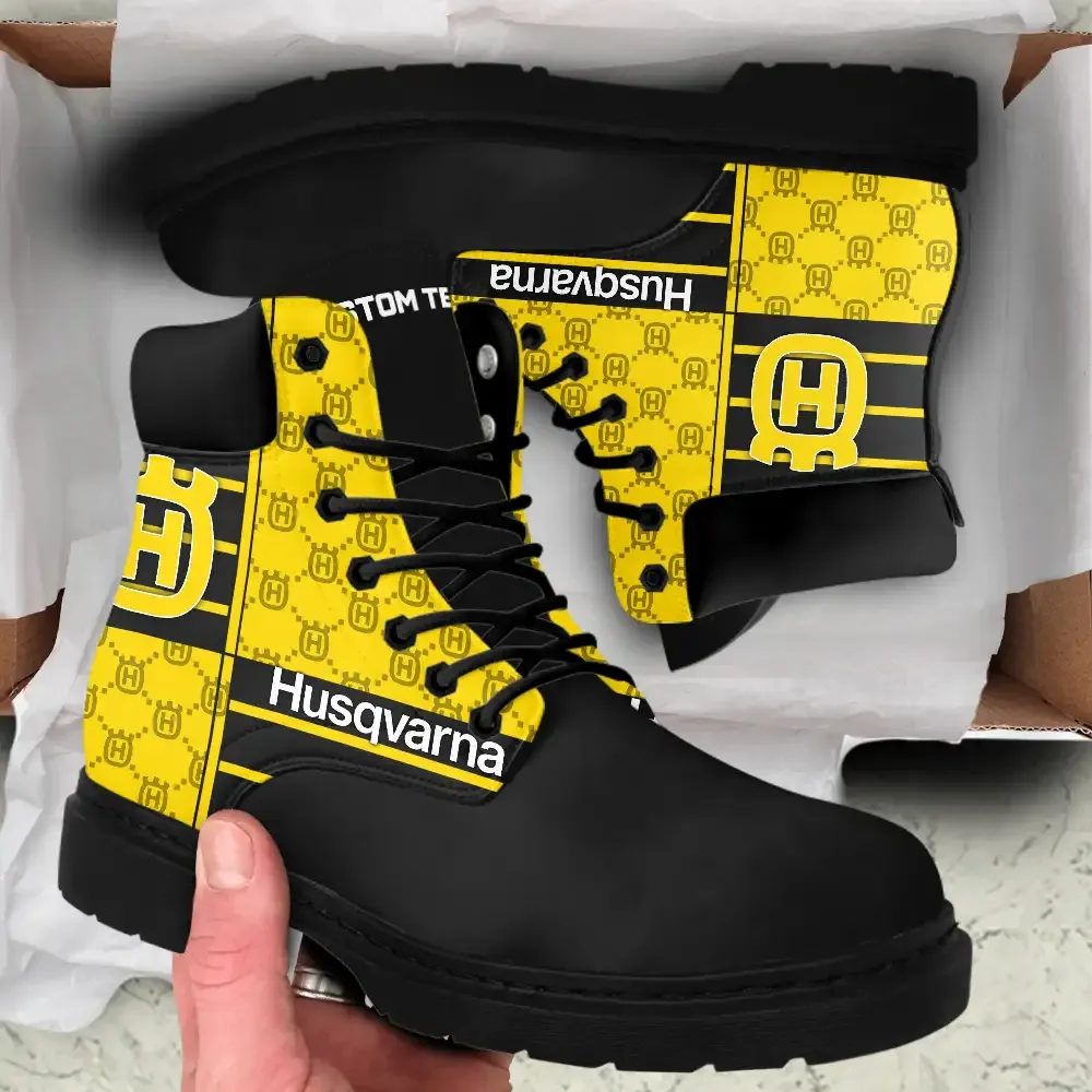 husqvarna-all-season-boots-car0301152165-car-all-over-print-all-season-boots-dqwj9.webp
